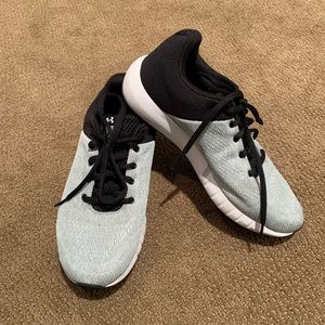 Women’s under armour sneakers